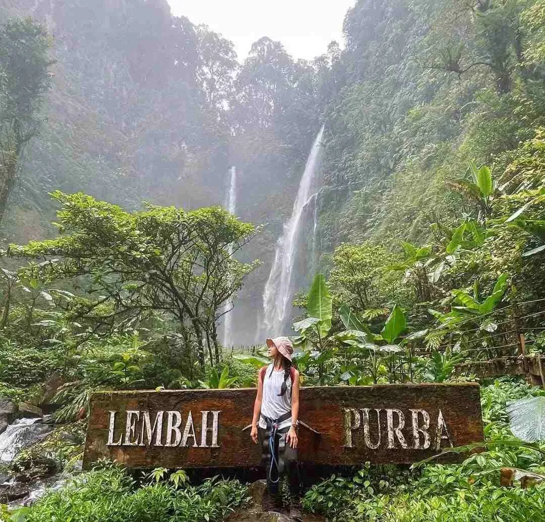 Situ Gunung Suspension Bridge and Gunung Padang