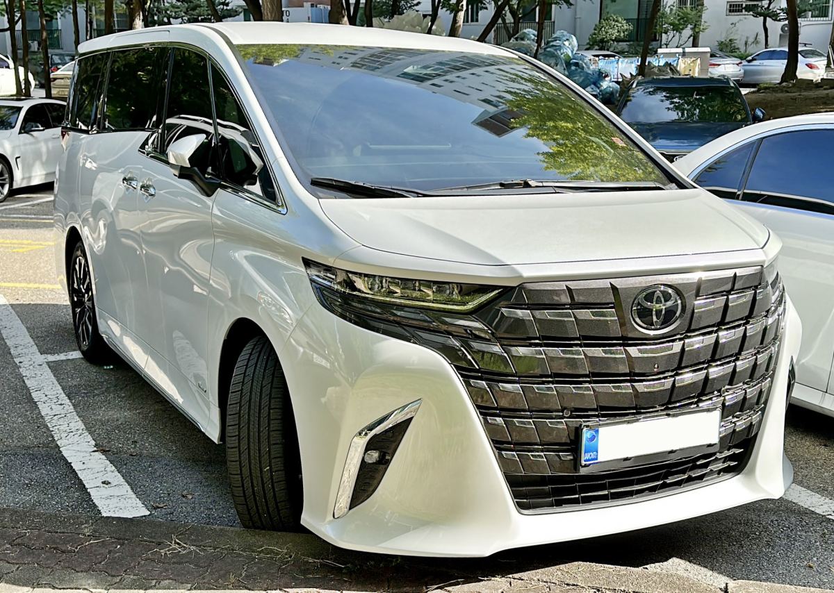 Toyota Alphard, the latest generation, one of the premium vehicles available for MPV Holiday's Bandung car rental with driver service