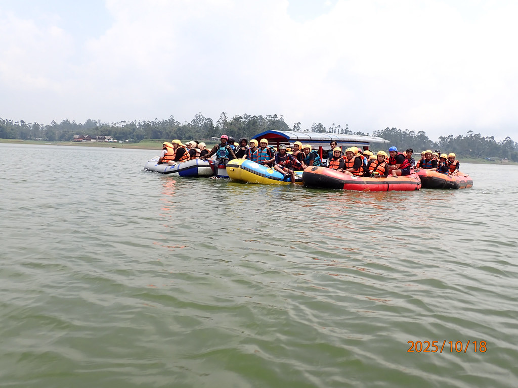 Outdoor adventure rapids and pine forest banks at Situ Cileunca